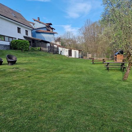 Alojamiento Con Jardin Y Barbacoa Onís Εξωτερικό φωτογραφία